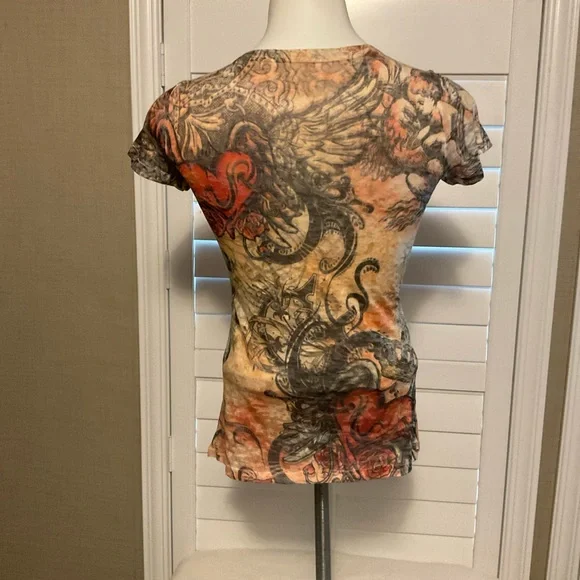 Slim-Fit Graphic Short Sleeve Tee in Orange and Black - Picture 4 of 6